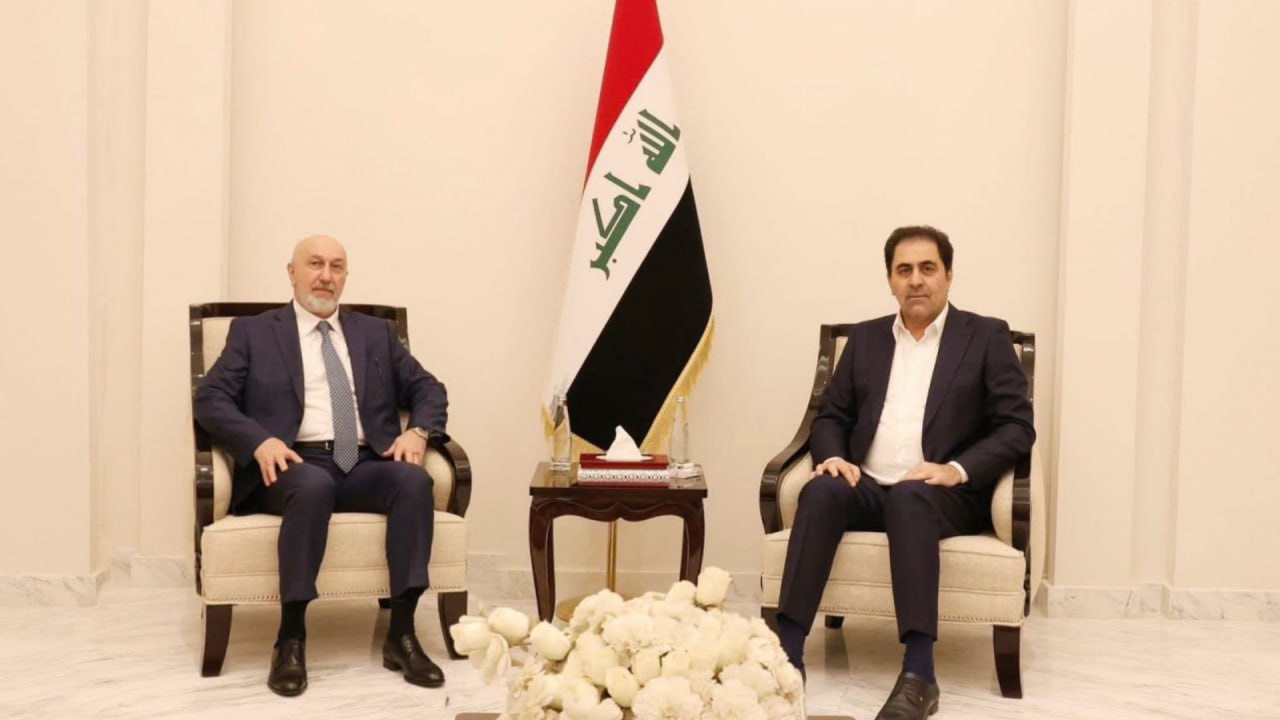 مرشح الاتحاد الوطني الأوفر حظاً